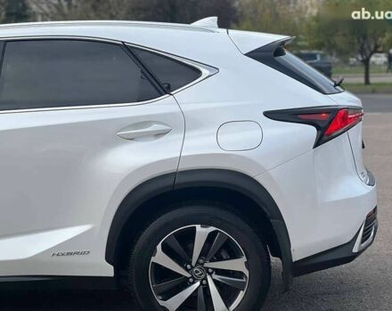 Лексус НХ, объемом двигателя 0 л и пробегом 65 тыс. км за 30700 $, фото 14 на Automoto.ua