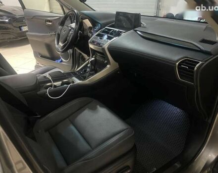 Лексус НХ, об'ємом двигуна 2 л та пробігом 55 тис. км за 29999 $, фото 27 на Automoto.ua