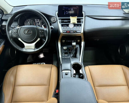 Лексус НХ, объемом двигателя 2 л и пробегом 52 тыс. км за 26900 $, фото 20 на Automoto.ua