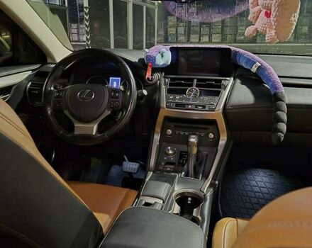 Лексус НХ, об'ємом двигуна 2.5 л та пробігом 50 тис. км за 40000 $, фото 8 на Automoto.ua