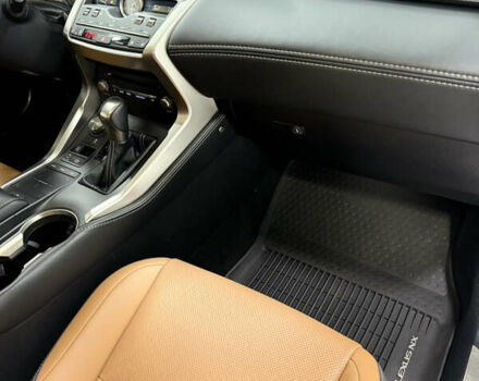 Лексус НХ, объемом двигателя 2 л и пробегом 52 тыс. км за 26900 $, фото 25 на Automoto.ua