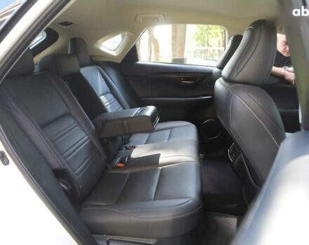 Лексус НХ, объемом двигателя 2 л и пробегом 56 тыс. км за 31500 $, фото 9 на Automoto.ua