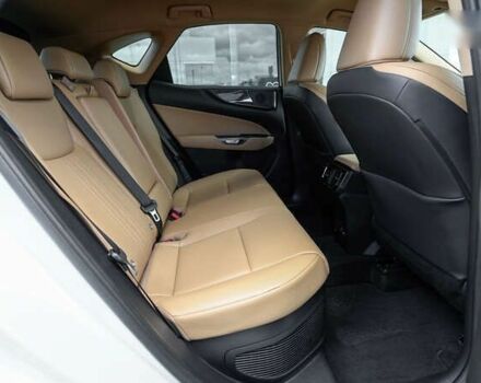 Лексус НХ, объемом двигателя 0 л и пробегом 36 тыс. км за 57509 $, фото 6 на Automoto.ua