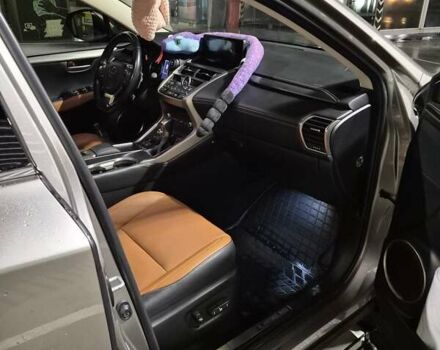 Лексус НХ, об'ємом двигуна 2.5 л та пробігом 50 тис. км за 40000 $, фото 6 на Automoto.ua