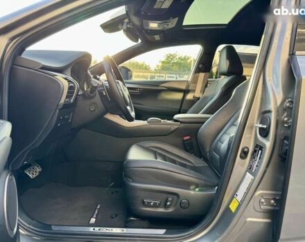 Лексус НХ, объемом двигателя 2 л и пробегом 57 тыс. км за 32900 $, фото 12 на Automoto.ua
