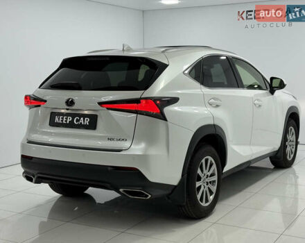 Лексус НХ, объемом двигателя 2 л и пробегом 52 тыс. км за 26900 $, фото 10 на Automoto.ua