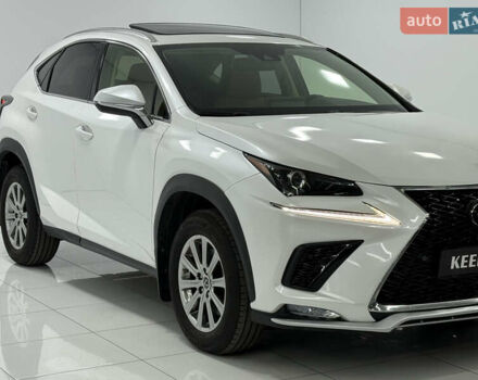 Лексус НХ, объемом двигателя 2 л и пробегом 52 тыс. км за 26900 $, фото 5 на Automoto.ua