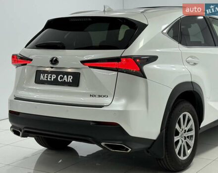 Лексус НХ, объемом двигателя 2 л и пробегом 52 тыс. км за 26900 $, фото 15 на Automoto.ua