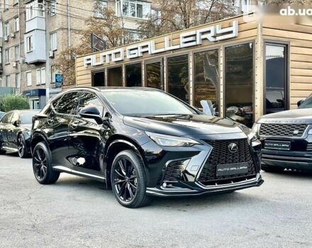 Лексус НХ, объемом двигателя 2.4 л и пробегом 8 тыс. км за 48999 $, фото 4 на Automoto.ua