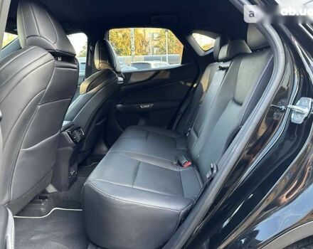 Лексус НХ, объемом двигателя 2.4 л и пробегом 8 тыс. км за 45500 $, фото 28 на Automoto.ua