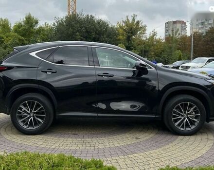 Лексус НХ, объемом двигателя 2.5 л и пробегом 31 тыс. км за 39500 $, фото 7 на Automoto.ua