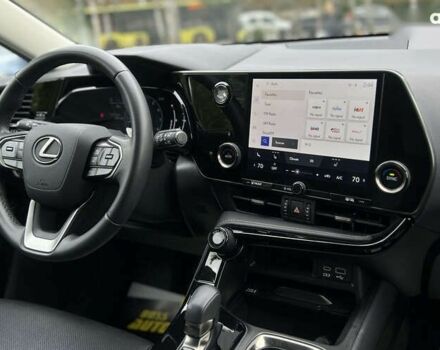 Лексус НХ, объемом двигателя 2.5 л и пробегом 31 тыс. км за 39500 $, фото 15 на Automoto.ua