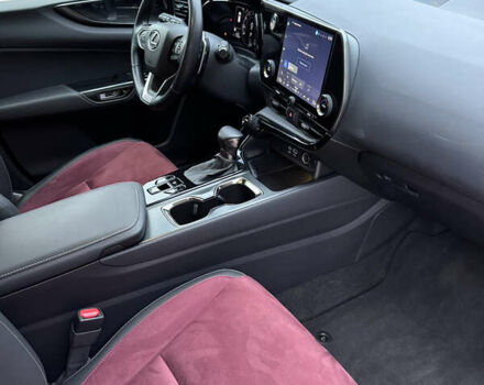 Лексус НХ, об'ємом двигуна 2 л та пробігом 36 тис. км за 41500 $, фото 35 на Automoto.ua