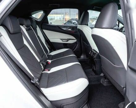 Лексус НХ, об'ємом двигуна 0 л та пробігом 60 тис. км за 59127 $, фото 6 на Automoto.ua