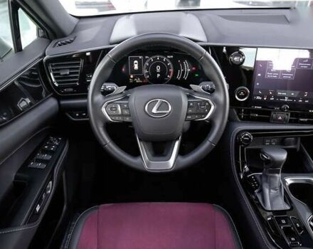 Лексус НХ, объемом двигателя 2 л и пробегом 3 тыс. км за 49244 $, фото 8 на Automoto.ua