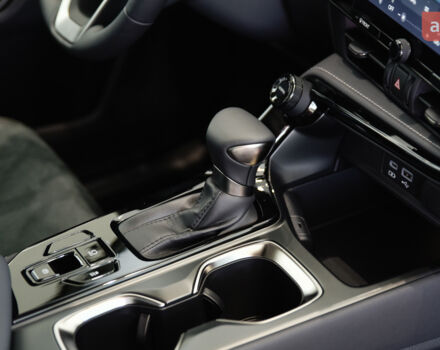 Лексус НХ, объемом двигателя 1.99 л и пробегом 0 тыс. км за 50256 $, фото 15 на Automoto.ua