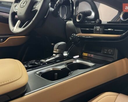 Лексус НХ 2025 у Києві на Automoto.ua Лексус НХ, об'ємом двигуна 2.49 л та пробігом 0 тис. км за 69550 $, фото 26 на Automoto.ua