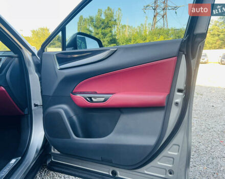 Лексус НХ, объемом двигателя 2.49 л и пробегом 1 тыс. км за 47000 $, фото 21 на Automoto.ua