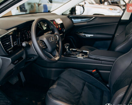 Лексус НХ, об'ємом двигуна 1.99 л та пробігом 0 тис. км за 51013 $, фото 8 на Automoto.ua