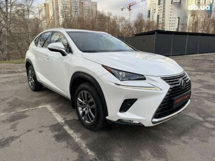 Лексус НХ 2018 в Киеве на Automoto.ua Лексус НХ, объемом двигателя 4.25 л и пробегом 45 тыс. км за 40000 $, фото 1 на Automoto.ua
