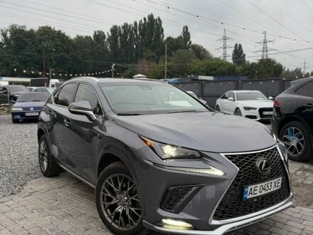 Лексус НХ, объемом двигателя 2 л и пробегом 106 тыс. км за 24800 $, фото 1 на Automoto.ua