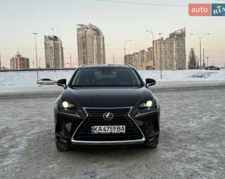 Лексус НХ, объемом двигателя 2.49 л и пробегом 87 тыс. км за 37000 $, фото 1 на Automoto.ua