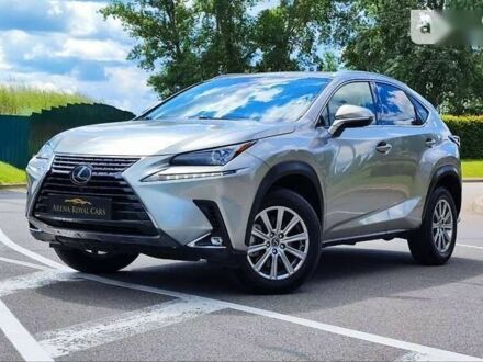 Лексус НХ, объемом двигателя 2 л и пробегом 27 тыс. км за 34500 $, фото 1 на Automoto.ua