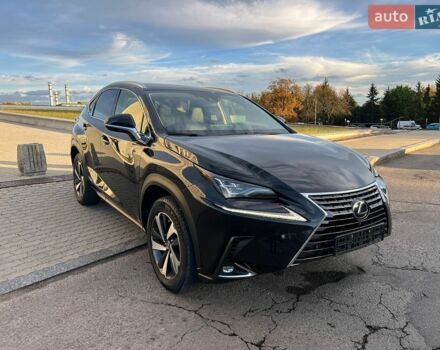 Лексус НХ, объемом двигателя 0 л и пробегом 112 тыс. км за 32000 $, фото 1 на Automoto.ua