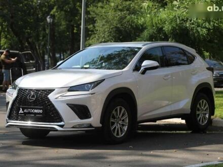 Лексус НХ, объемом двигателя 2 л и пробегом 56 тыс. км за 31500 $, фото 1 на Automoto.ua