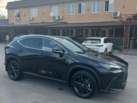 Лексус НХ, объемом двигателя 2.49 л и пробегом 23 тыс. км за 58000 $, фото 1 на Automoto.ua