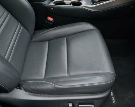 Серый Лексус НХ, объемом двигателя 2 л и пробегом 104 тыс. км за 19750 $, фото 35 на Automoto.ua