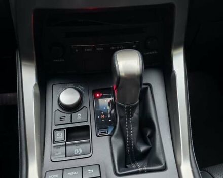 Серый Лексус НХ, объемом двигателя 2 л и пробегом 104 тыс. км за 19999 $, фото 29 на Automoto.ua