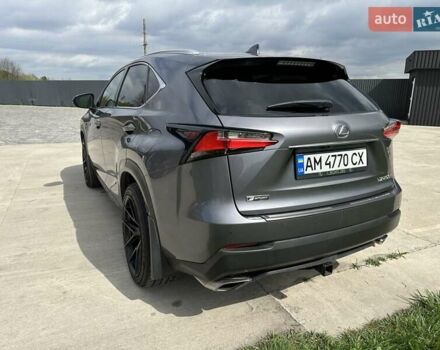 Сірий Лексус НХ, об'ємом двигуна 2 л та пробігом 154 тис. км за 28900 $, фото 1 на Automoto.ua
