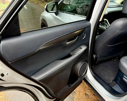 Серый Лексус НХ, объемом двигателя 2 л и пробегом 115 тыс. км за 16300 $, фото 11 на Automoto.ua