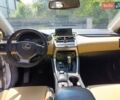 Серый Лексус НХ, объемом двигателя 2 л и пробегом 180 тыс. км за 19800 $, фото 9 на Automoto.ua