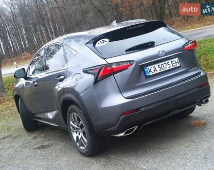 Сірий Лексус НХ, об'ємом двигуна 2 л та пробігом 160 тис. км за 23000 $, фото 5 на Automoto.ua