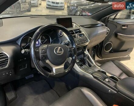 Сірий Лексус НХ, об'ємом двигуна 2.49 л та пробігом 55 тис. км за 29500 $, фото 21 на Automoto.ua