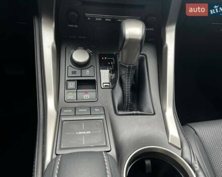 Серый Лексус НХ, объемом двигателя 2 л и пробегом 137 тыс. км за 17800 $, фото 29 на Automoto.ua