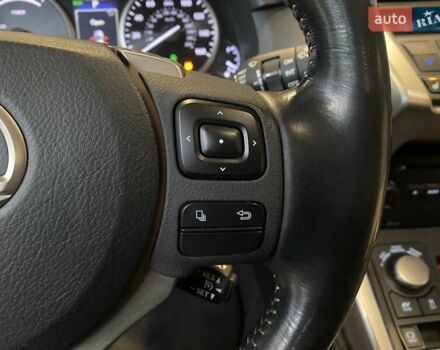 Сірий Лексус НХ, об'ємом двигуна 2.49 л та пробігом 55 тис. км за 29500 $, фото 24 на Automoto.ua