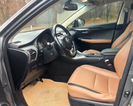 Сірий Лексус НХ, об'ємом двигуна 2 л та пробігом 160 тис. км за 23000 $, фото 9 на Automoto.ua