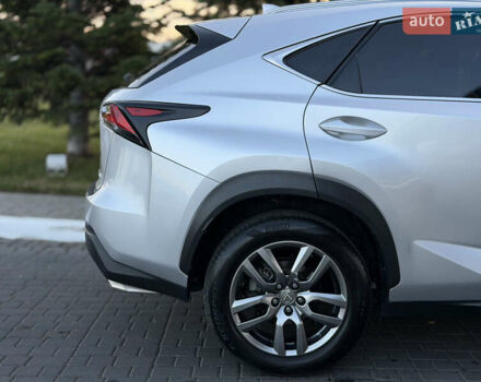 Сірий Лексус НХ, об'ємом двигуна 2 л та пробігом 105 тис. км за 22000 $, фото 25 на Automoto.ua