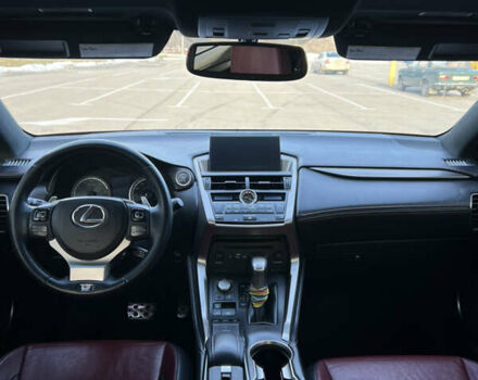 Сірий Лексус НХ, об'ємом двигуна 2 л та пробігом 175 тис. км за 25000 $, фото 17 на Automoto.ua