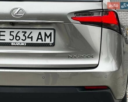 Серый Лексус НХ, объемом двигателя 2 л и пробегом 137 тыс. км за 17800 $, фото 5 на Automoto.ua