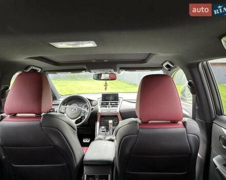 Сірий Лексус НХ, об'ємом двигуна 2 л та пробігом 154 тис. км за 28900 $, фото 24 на Automoto.ua