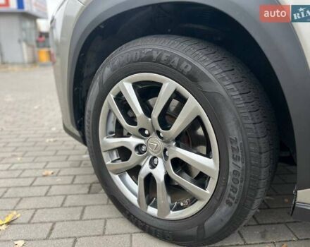 Серый Лексус НХ, объемом двигателя 2 л и пробегом 137 тыс. км за 17800 $, фото 10 на Automoto.ua