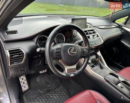 Сірий Лексус НХ, об'ємом двигуна 2 л та пробігом 154 тис. км за 28900 $, фото 19 на Automoto.ua