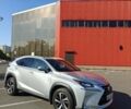 Серый Лексус НХ, объемом двигателя 2 л и пробегом 167 тыс. км за 21500 $, фото 1 на Automoto.ua