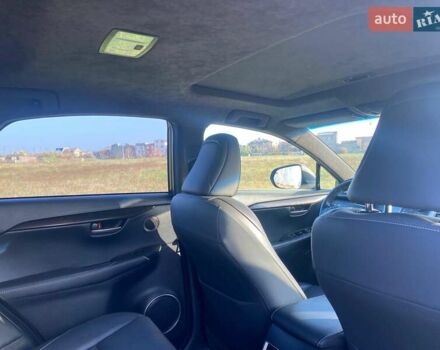 Серый Лексус НХ, объемом двигателя 2 л и пробегом 150 тыс. км за 21500 $, фото 21 на Automoto.ua