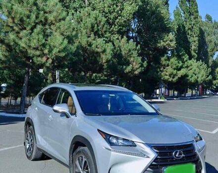 Серый Лексус НХ, объемом двигателя 2 л и пробегом 172 тыс. км за 21500 $, фото 3 на Automoto.ua