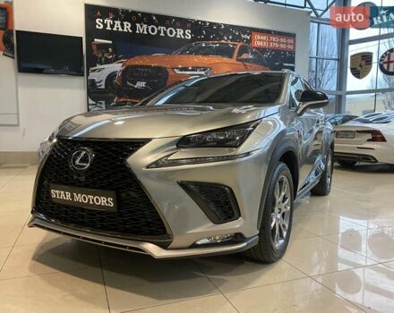 Сірий Лексус НХ, об'ємом двигуна 2.49 л та пробігом 55 тис. км за 29500 $, фото 4 на Automoto.ua